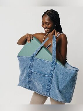 New STAKT Denim Blue Jean Large Yoga Mat Tote Bag SOLD OUT NWOT